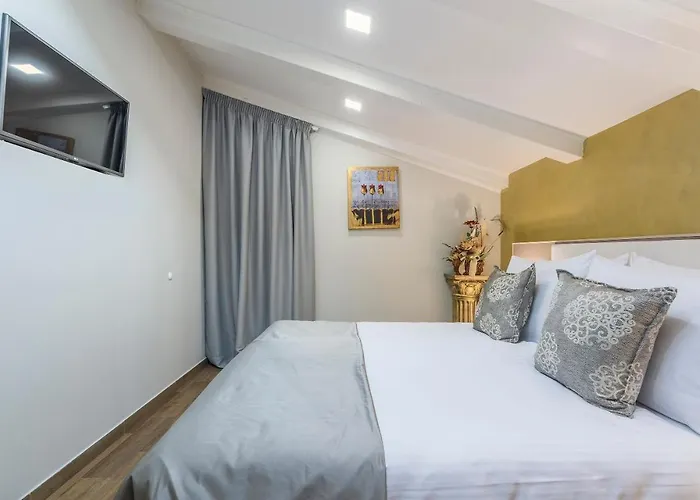 מלון Boutique Melissa 4*