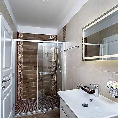 Boutique Melissa Hotel 4*
